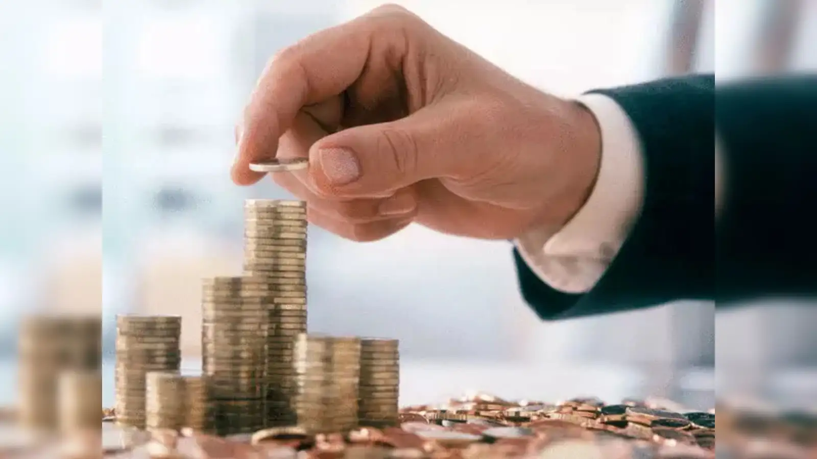 Multi-Factor Mutual Fund Strategies for UK Investors Seeking Tactical Outperformance